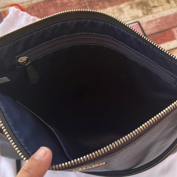 Coach Vintage  Crossbody/Shoulder Bag-Black Pebble Leather - Picture 5 of 6